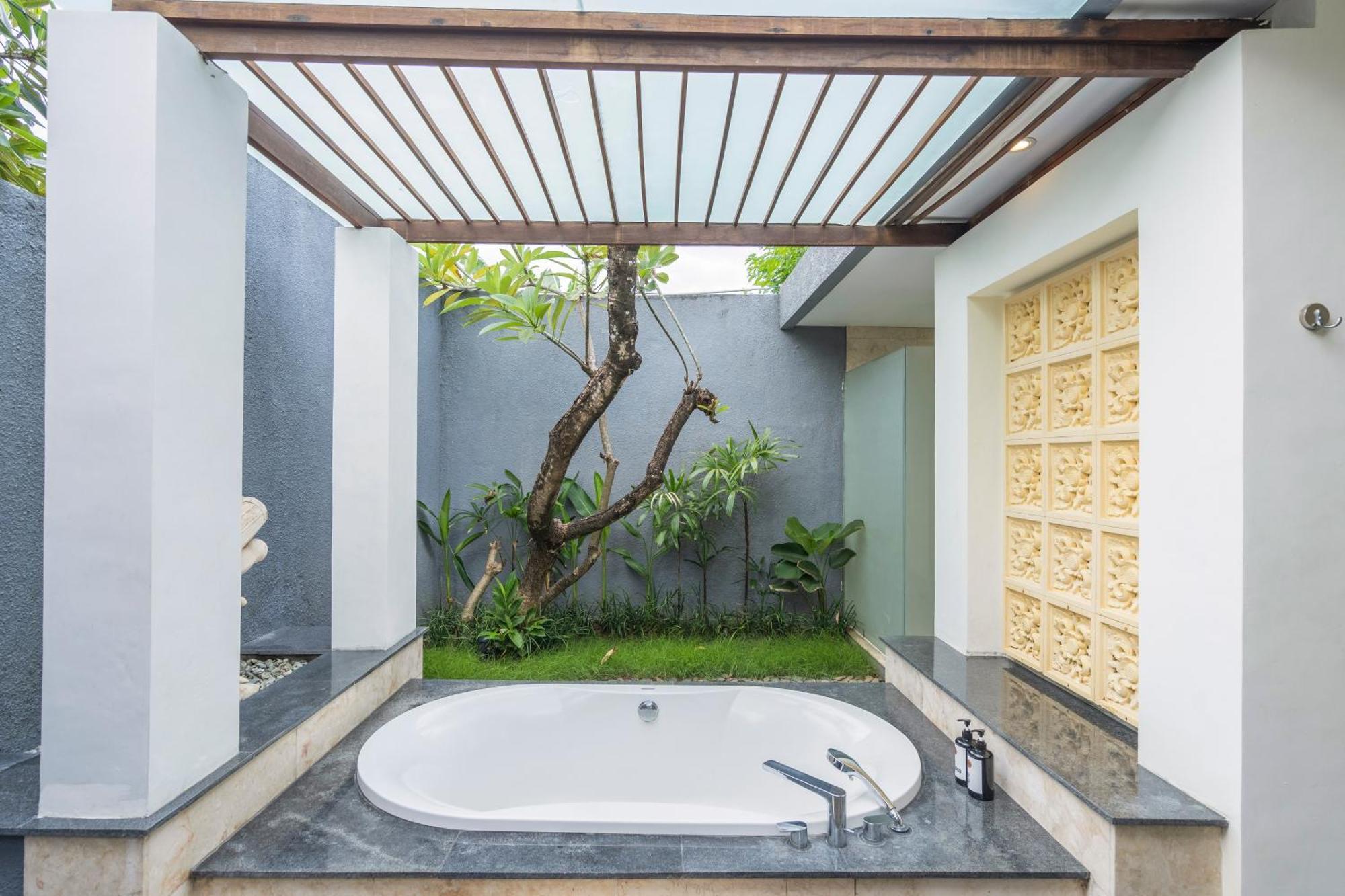 Kings Villas Sanur By Moria Denpasar Dış mekan fotoğraf